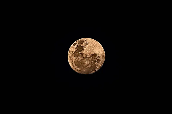 Luna Llena Estupenda Con Fondo Oscuro Fotografía Horizontal —  Fotos de Stock