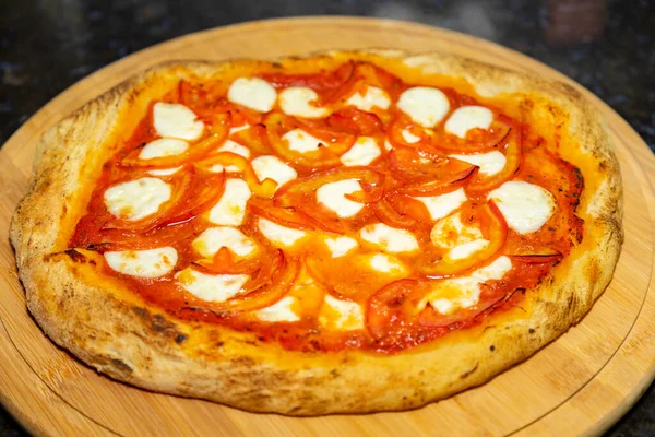 Klasik Talyan Vera Pizza Napoletana Margherita Pizza Orijinal Talyan Vera — Stok fotoğraf