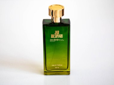 Jair Bolsonaro erkek parfümü. Woody narenciye parfümü