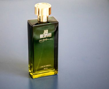 Jair Bolsonaro erkek parfümü. Woody narenciye parfümü