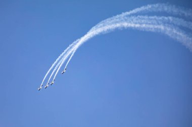 3 Super Tucano A-29 Turboprop uçağından oluşan geleneksel Brezilya Duman Filosu