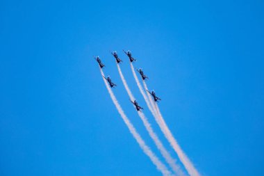 3 Super Tucano A-29 Turboprop uçağından oluşan geleneksel Brezilya Duman Filosu