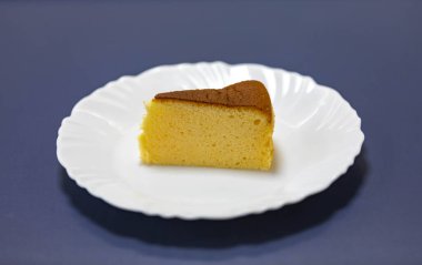 Geleneksel Japon peynirli keki, hafif pamuklu kek, bulutlu kek.