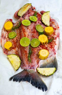 Tambaqui Colossoma makropomum Amazon ve Pantanal 'dan geleneksel Brezilya tatlı su balığı.