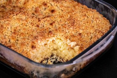 Farofa 'lı geleneksel cuca. En geleneksel Brezilya kakası.