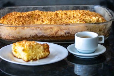 Farofa 'lı geleneksel cuca. En geleneksel Brezilya kakası.