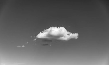 Dramatik gökyüzü ikonik ve cennet biçiminde.