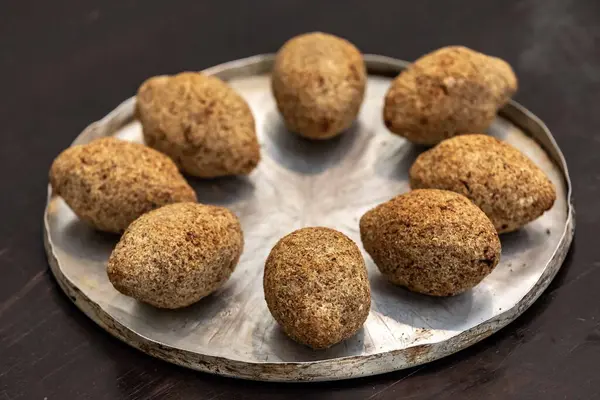 En geleneksel ve otantik Suriye Lübnan Arap kibbesi.