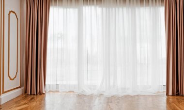 Dekoratörler ve mimarlar tarafından tasarlanmış minimalist tam çerçeve perdesi