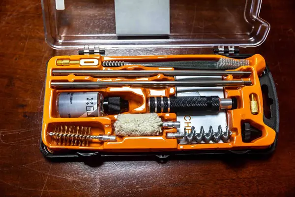 12 kalibrelik pompalı için temizlik ve bakım seti