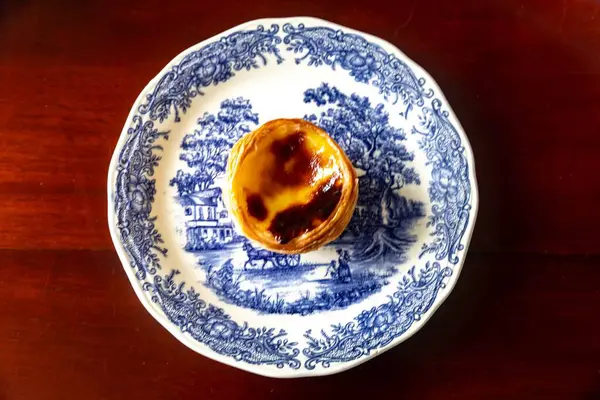 Pastel de Belm olarak bilinen en geleneksel ve ikonik Portekiz kremalı turtası.