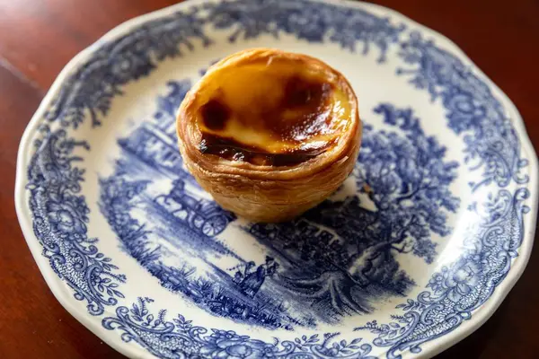 Pastel de Belm olarak bilinen en geleneksel ve ikonik Portekiz kremalı turtası.