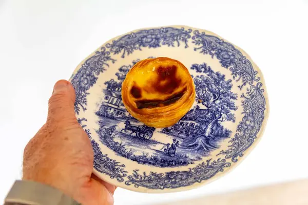 Pastel de Belm olarak bilinen en geleneksel ve ikonik Portekiz kremalı turtası.