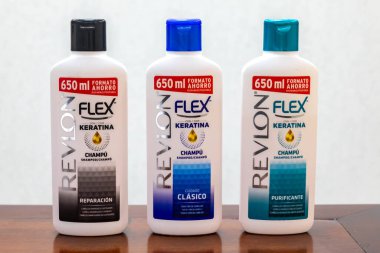 Brezilya, 13 Nisan 2025, Revlon Flex Klasik İspanyol Şampuanı