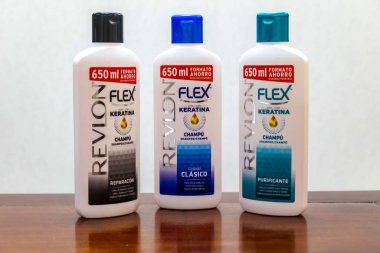 Brezilya, 13 Nisan 2025, Revlon Flex Klasik İspanyol Şampuanı