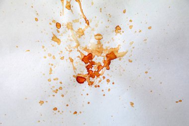 Kan lekelerinin hidrojen peroksitle tanımlanması için adli tıp testi. bilimsel polis