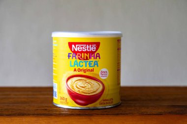 Brezilya, 9 Haziran 2025. Orijinal ve klasik Nestl ürünleri, Nescau, Süt unu ve Süt Tozu Yuvası