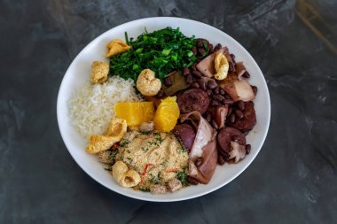 Geleneksel Brezilya feijoada 'sı, dünyanın en iyi feijoada' sı.