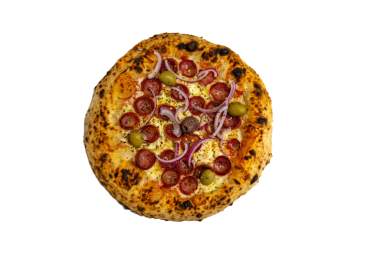 Dünyanın en iyi ve en mükemmel pizzası şeffaf arkaplanda soğan ve pepperonili Brezilya pizzasıdır.