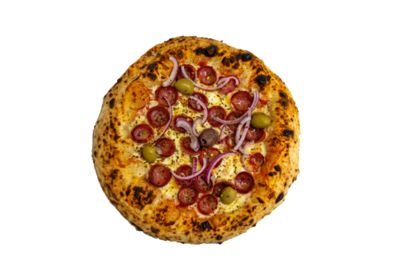Dünyanın en iyi ve en mükemmel pizzası şeffaf arkaplanda soğan ve pepperonili Brezilya pizzasıdır.