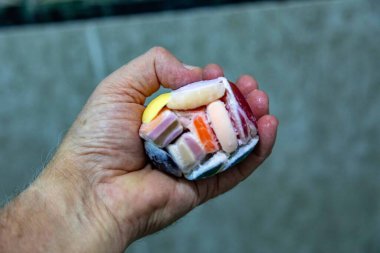 Kullanılan sabunların renkleri, ekonominin maksimum ifadesi ve sürdürülebilirliği