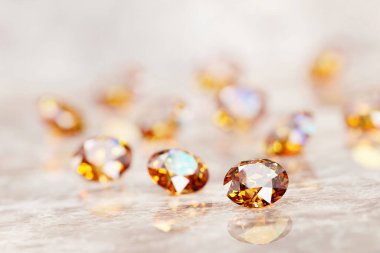 Yuvarlak elmas topaz Gem parlak arkaplanlı yumuşak odak 3D görüntüleme