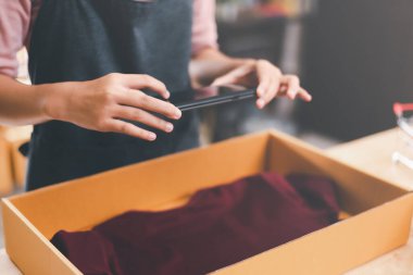 Startups or Small Business Entrepreneurs, Pack products for delivery, manage orders in online stores, shop online, sell online on the internet, SME, e-commerce,dropshipping delivery service concept