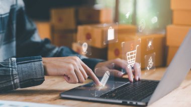 Çizelgeler ve piyasa istatistikleri, alışveriş arabası ve promosyon ürünleri, belgelerin yönetimi ve denetimi, E-ticaret konseptiyle çevrimiçi ürün satış raporlarını analiz etmeye ve incelemeye başlamak 