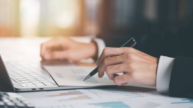 Belgeler, onay öncesi kalite değerlendirmesi, iş muhasebe belgeleri, denetçi, yönetim ve ofis belgelerinin denetlenmesi, Vergi Zamanı Analizi Raporları