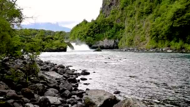 Clear Glacial Water Downstream Chilean Patagonia Volcano Background High Quality — Stockvideo