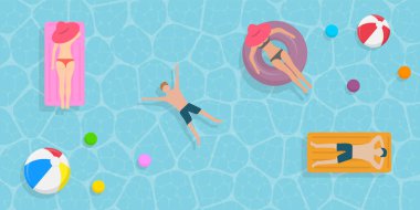 Güneş banyosu yapan, renkli yüzen ve zıplayan plaj toplarıyla dolu canlı bir yaz sahnesi mükemmel bir eğlence günü yaratır.