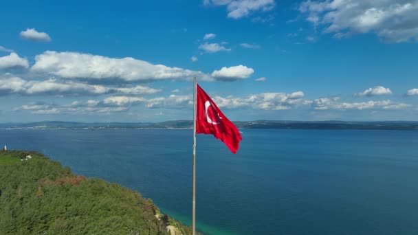 Турецький Прапор Червоний Турецький Прапор Махав Морем — стокове відео