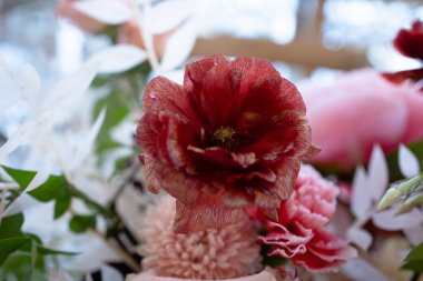 Güzel bir buket çiçek.. 