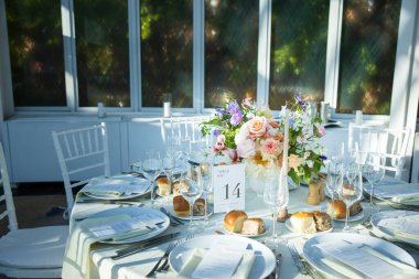 Düğün için güzel sofra 