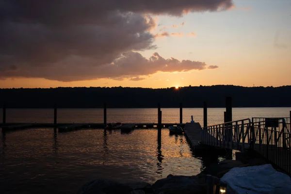 Stock image sunset on the lake 