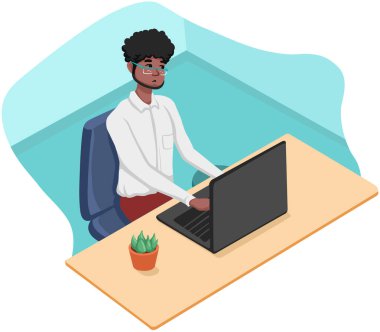 Genç adam dizüstü bilgisayarla masada oturuyor ve evden çalışıyor. 