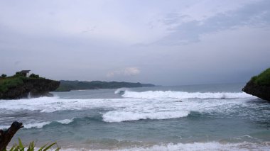 Sarangan Plajı, Endonezya, Gunungkidul Yogyakarta 'da harika bir turizm merkezidir.