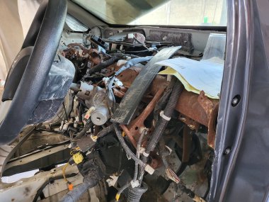 Araç gösterge paneli, arabanın içindeki elektrik sistemi.