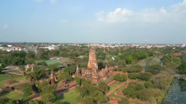 Tayland 'daki antik Ayutthaya şehrinin havadan görünüşü.