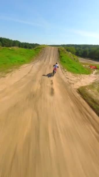 Widok Lotu Ptaka Motocykl Koncepcje Sportów Ekstremalnych Wyścigów Adrenaliny — Wideo stockowe