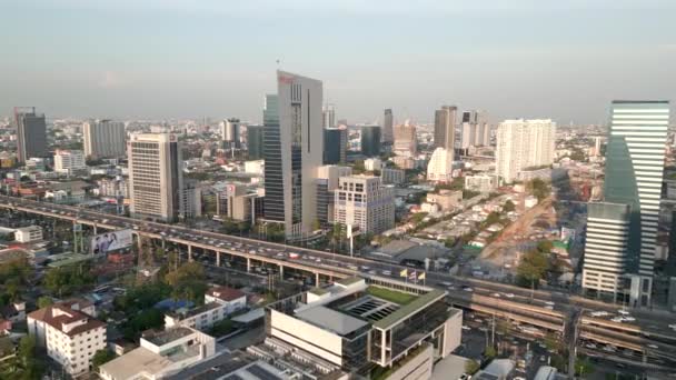 방콕의 고속도로에서 교통의 — 비디오