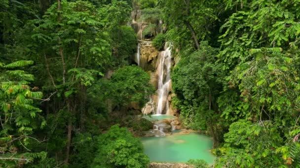 Vackert Tropiskt Vattenfall Regnskogen Laos Närbild — Stockvideo