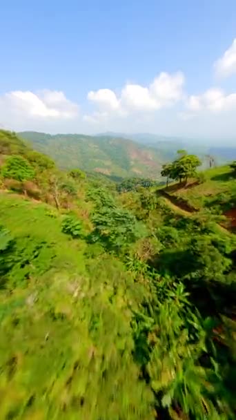 Gyönyörű Hegyvidéki Tájak Észak Thaiföld Chiang Rai Dinamikus Fpv Drón — Stock videók