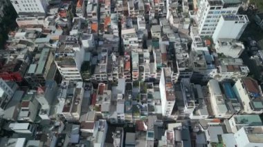 Ho Chi Minh City, Vietnam 'daki kentsel binaların hava görüntüsü.