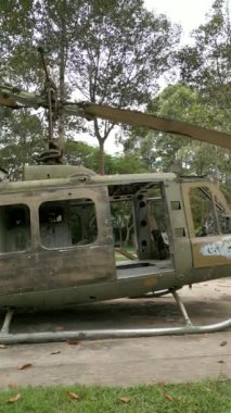 Cu Chi, Vietnam 'da Amerikan helikopter enkazı.
