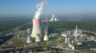 kömür santralı havadan görünümü.