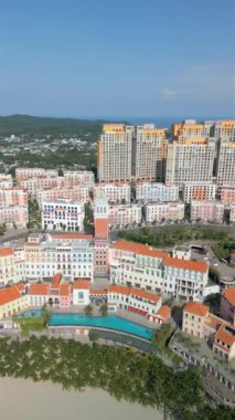 Phu Quoc Adası, Vietnam 'daki Sunset Town' ın hava manzarası.