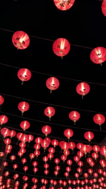 Lanternas Vermelhas Chinesas Simbolizam Riqueza Felicidade Noite Celebração Ano Novo — Vídeo de Stock