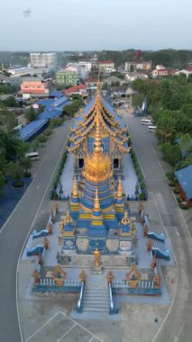 Chiang Rai 'deki Mavi Tapınak, Tayland.