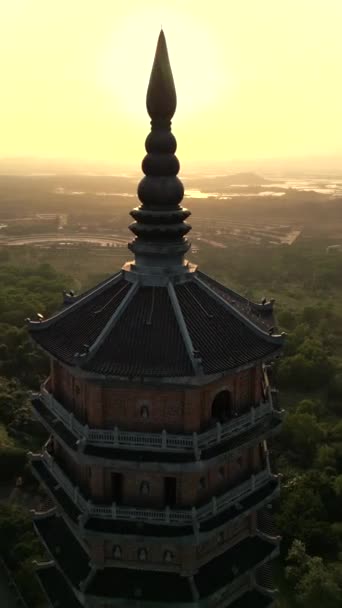 Flygfoto Över Bai Dinh Pagoda Vid Solnedgången Ninh Binh Vietnam — Stockvideo